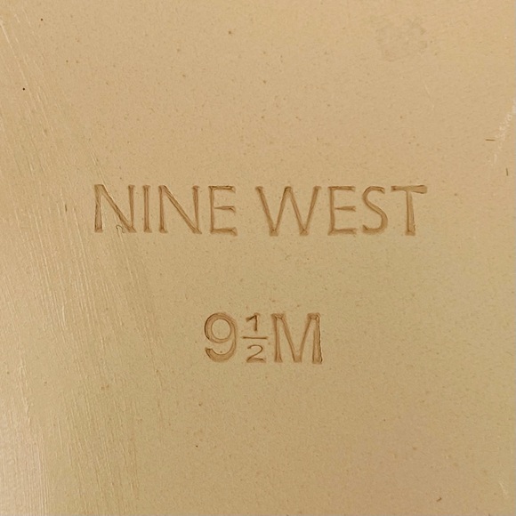 3.75@ Nine West Emmala White Spring Floral Pump - Picture 11 of 15